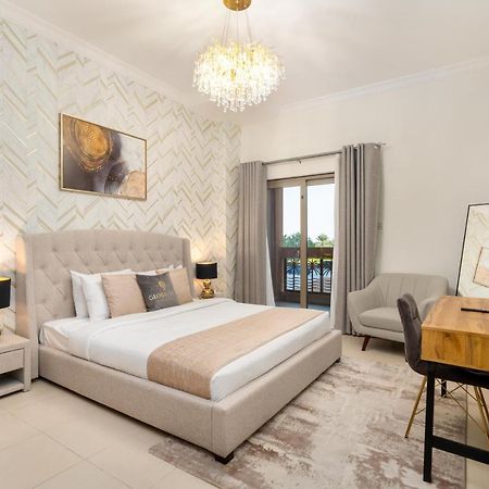 Globalstay At Palm Jumeirah Beachfront Paradise With Pool And Gym Dubái Exterior foto
