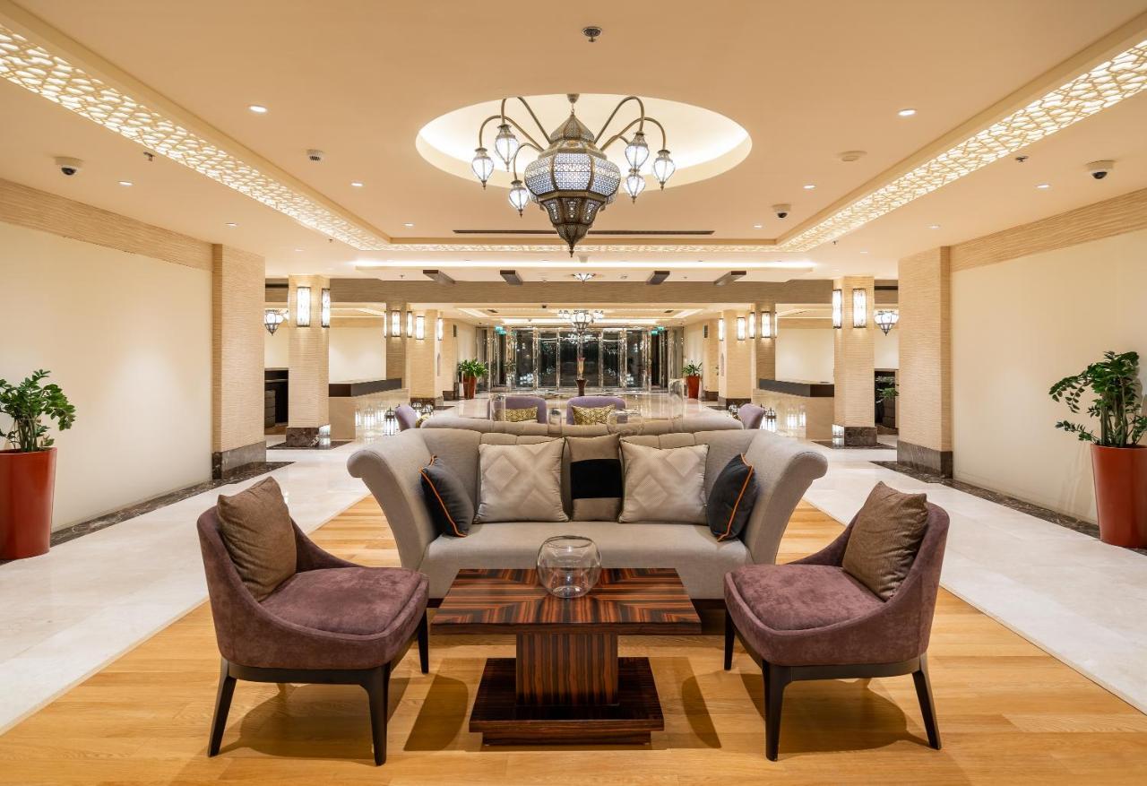 Globalstay At Palm Jumeirah Beachfront Paradise With Pool And Gym Dubái Exterior foto