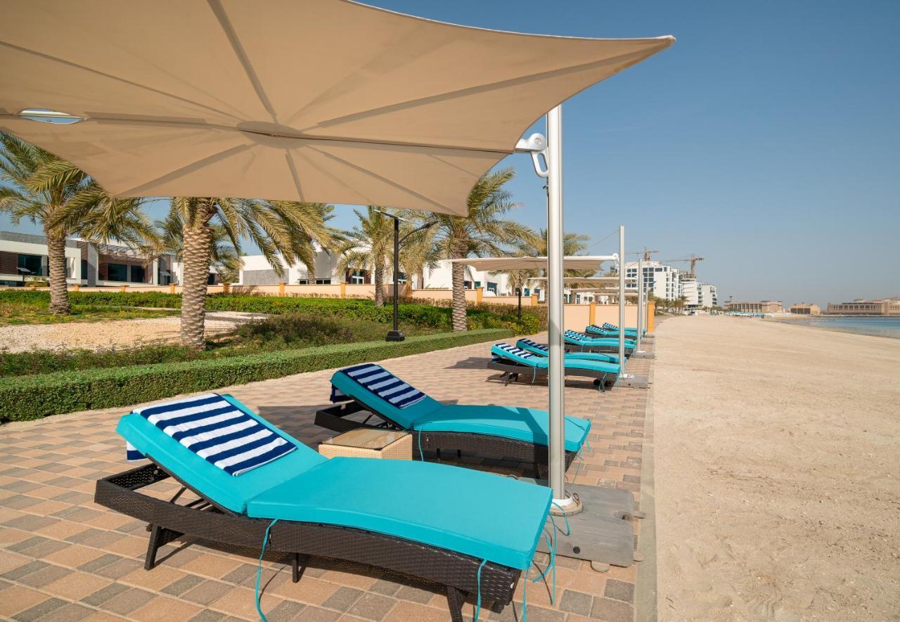 Globalstay At Palm Jumeirah Beachfront Paradise With Pool And Gym Dubái Exterior foto