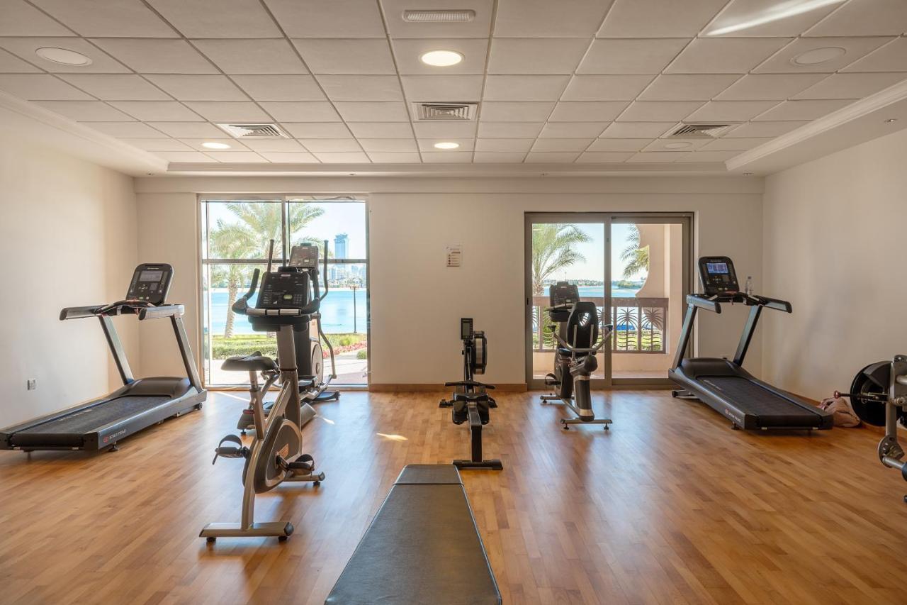 Globalstay At Palm Jumeirah Beachfront Paradise With Pool And Gym Dubái Exterior foto