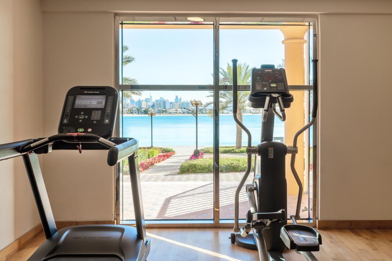 Globalstay At Palm Jumeirah Beachfront Paradise With Pool And Gym Dubái Exterior foto